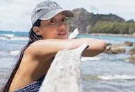 約20年ぶりに写真集を発売した沢尻エリカ
